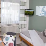 Hotel-restaurant Im Goldenen Grund Отель Korperich
