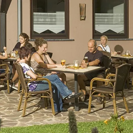 Hotel-restaurant Im Goldenen Grund Hotell