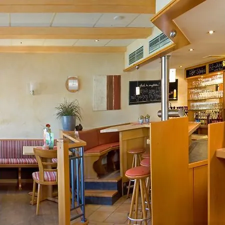 Hotel-restaurant Im Goldenen Grund Hotel *